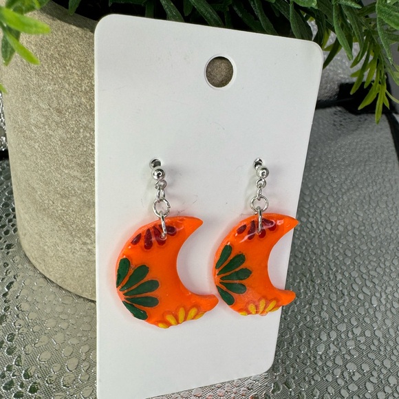 Fall polymer Clay Earrings | orange moon | flower colors can be customized - Picture 3 of 3